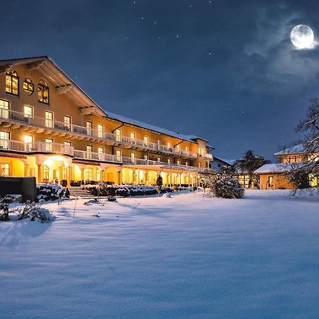 Wellness Natur Resort Gut Edermann Тайзендорф Экстерьер фото